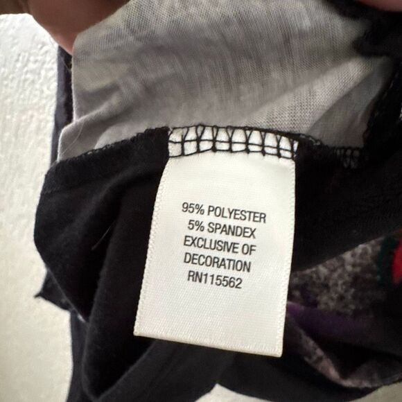 Disney Special Edition Women's Asymmetrical Tee Top Size Medium Black Graphic - Picture 8 of 11